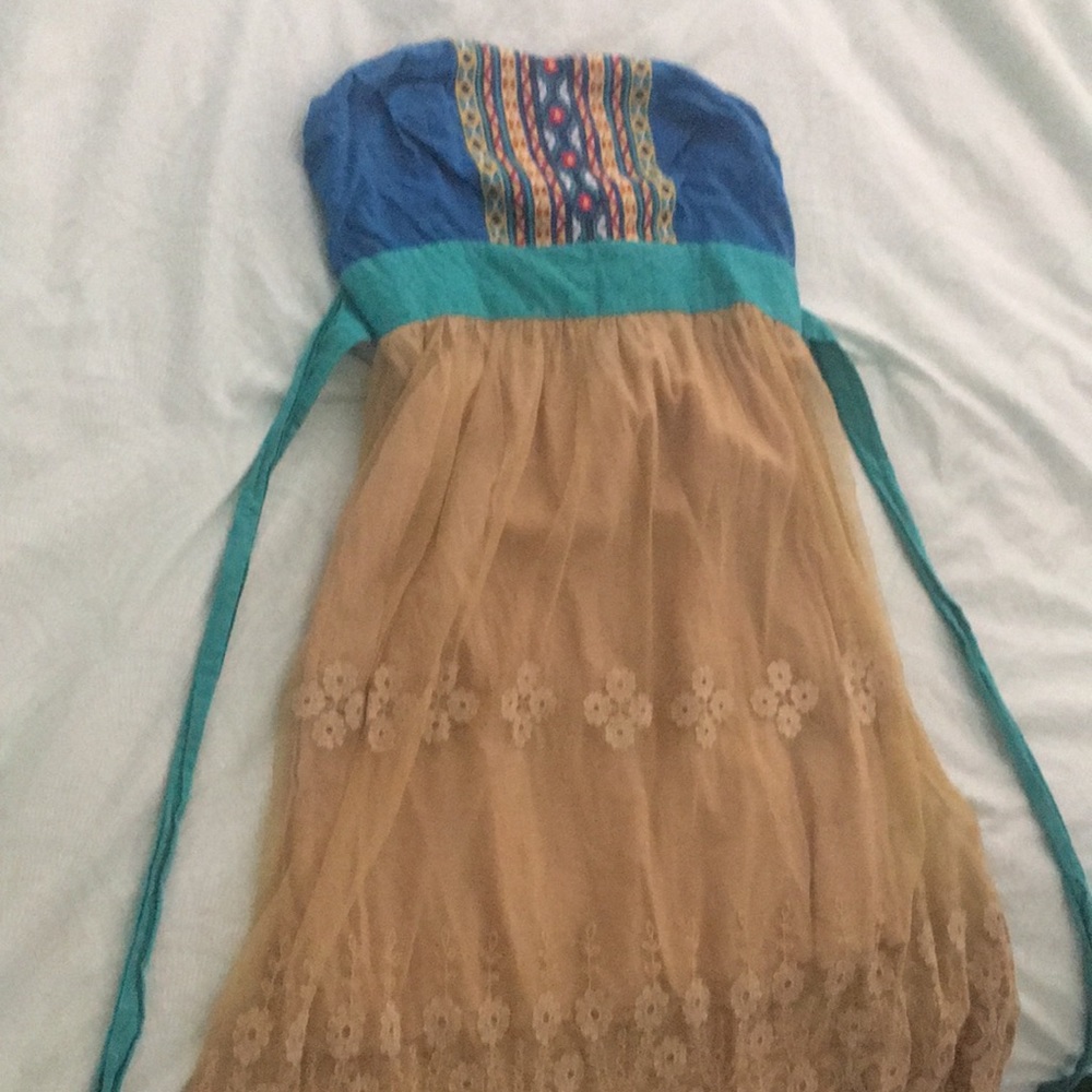 Beautiful vintage multi color and lace dress